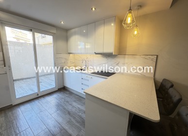 Sale - Apartment - La Zenia