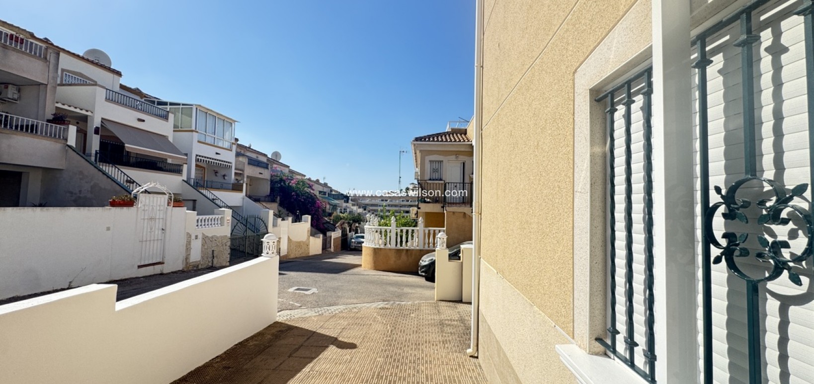 Sale - Villa - Villamartin - Villamartín