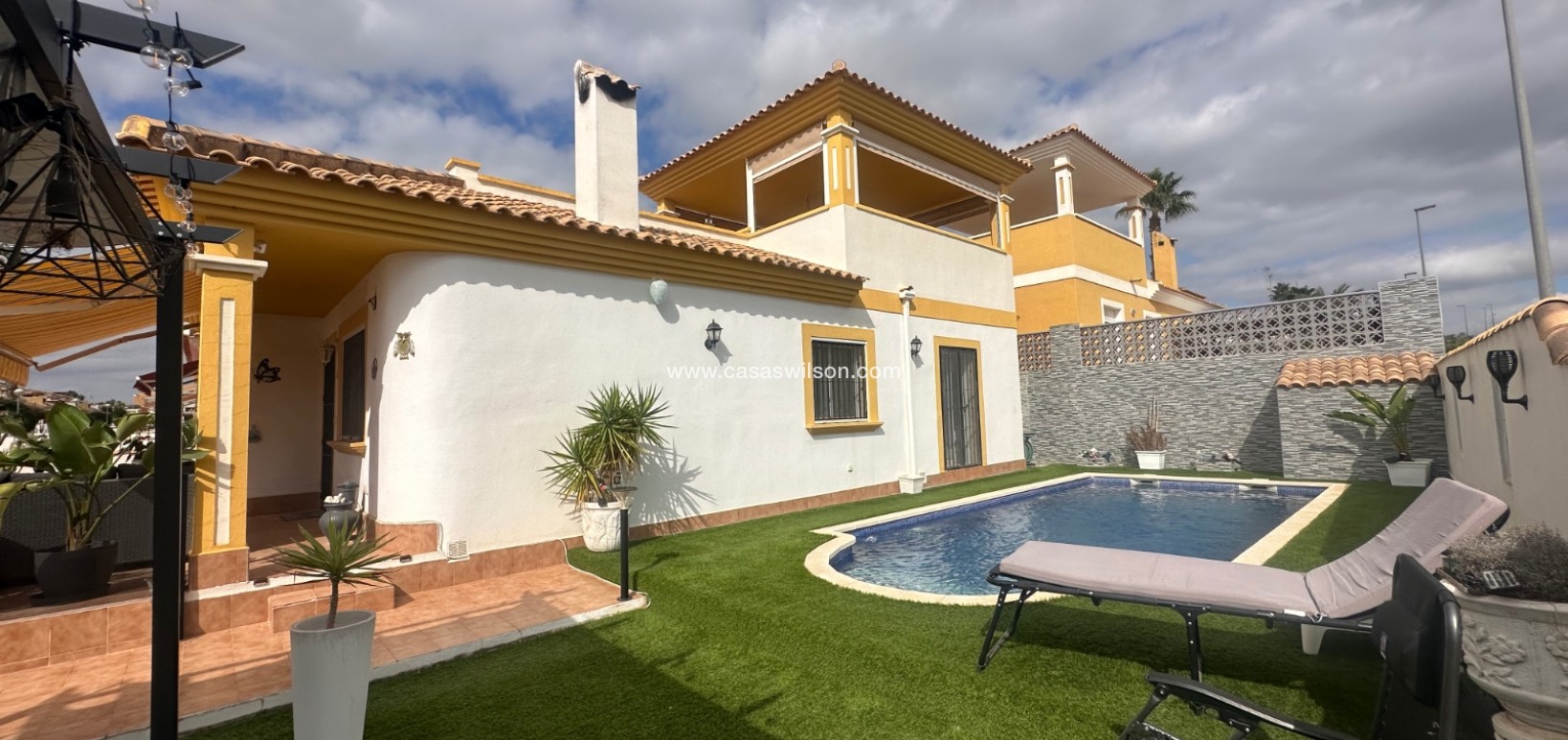 Sale - Villa - Orihuela - Entre Naranjos Vistabella