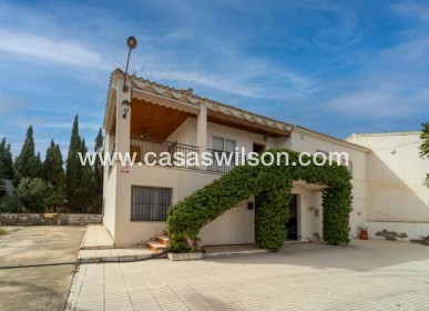 Sale - Villa - Salinas