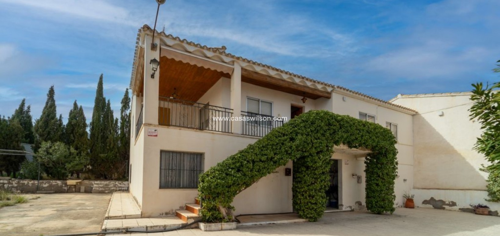 Sale - Villa - Salinas