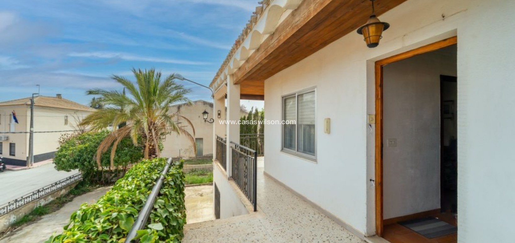 Sale - Villa - Salinas