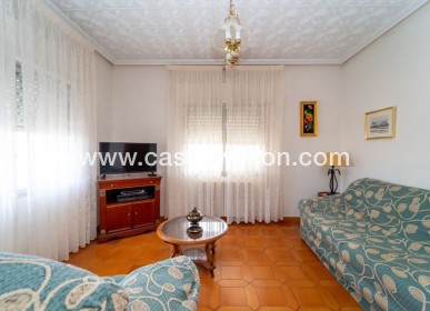 Sale - Villa - Salinas