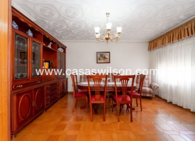 Sale - Villa - Salinas