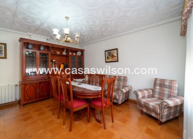 Sale - Villa - Salinas