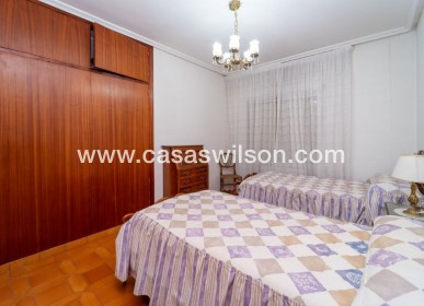 Sale - Villa - Salinas