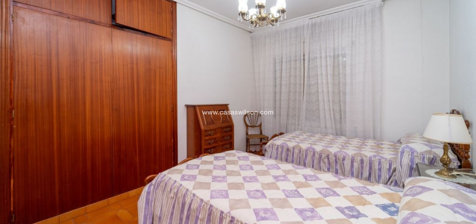 Sale - Villa - Salinas