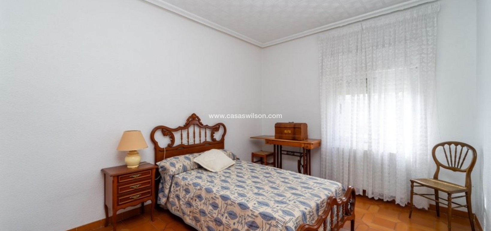 Sale - Villa - Salinas