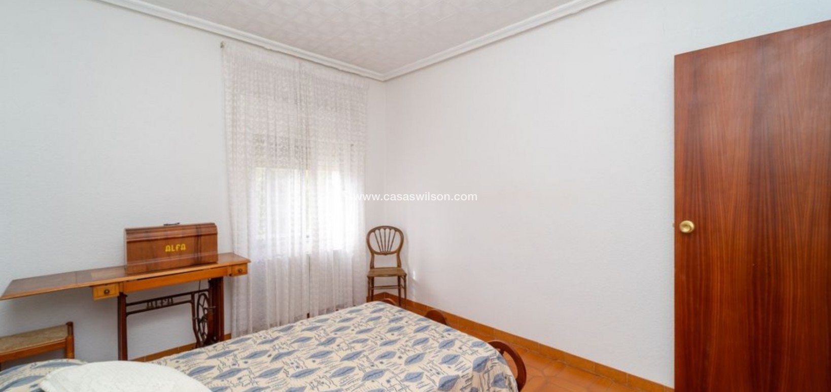 Sale - Villa - Salinas