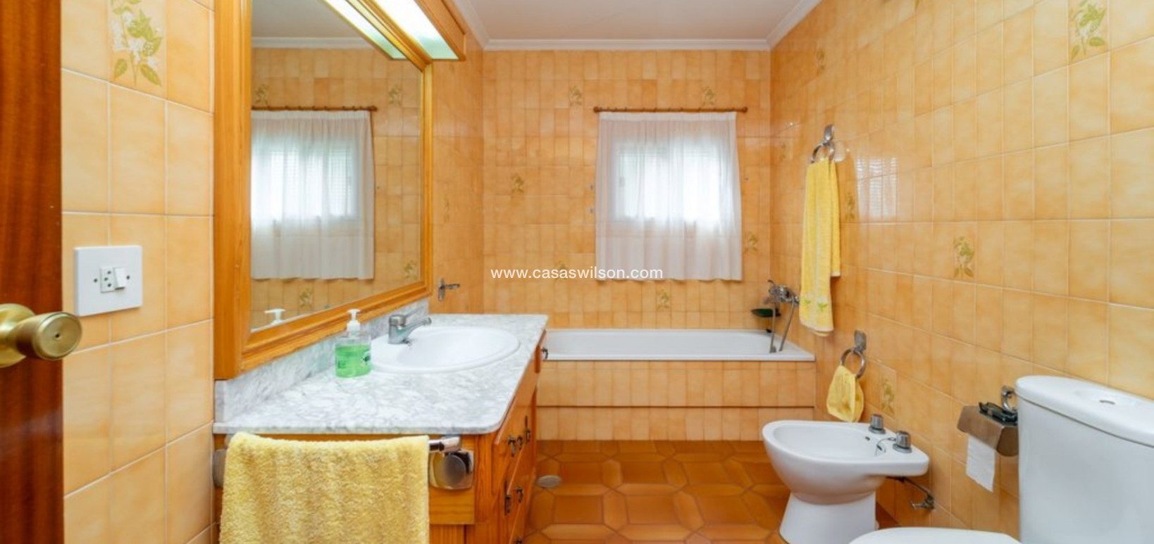 Sale - Villa - Salinas