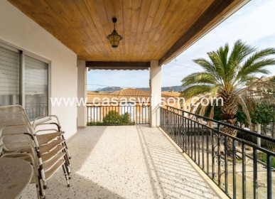 Sale - Villa - Salinas