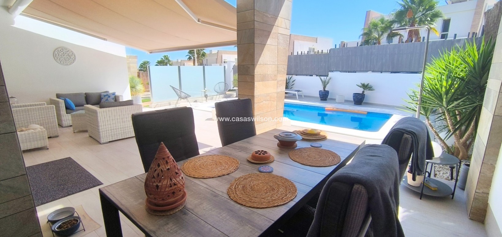 Sale - Villa - Algorfa