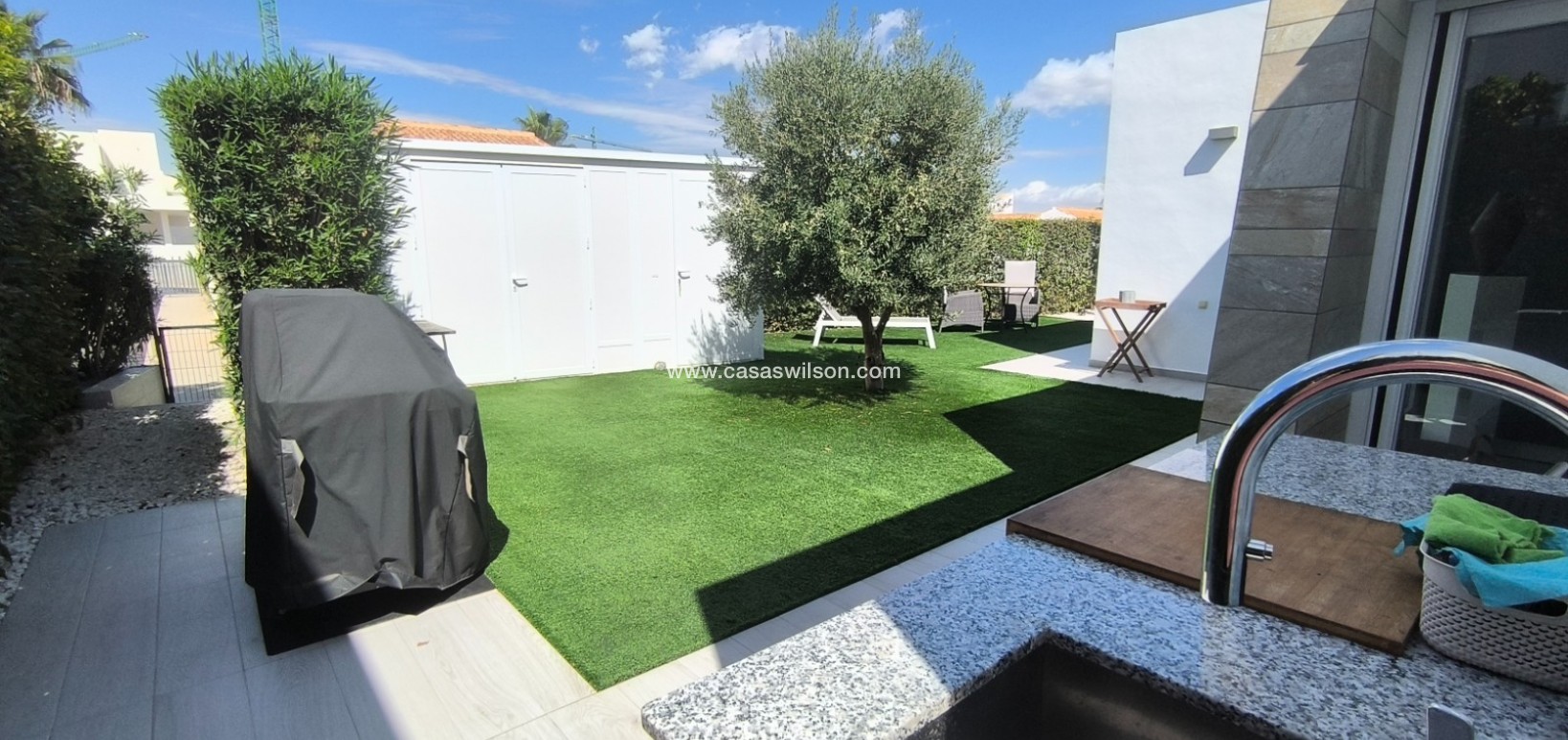 Sale - Villa - Algorfa