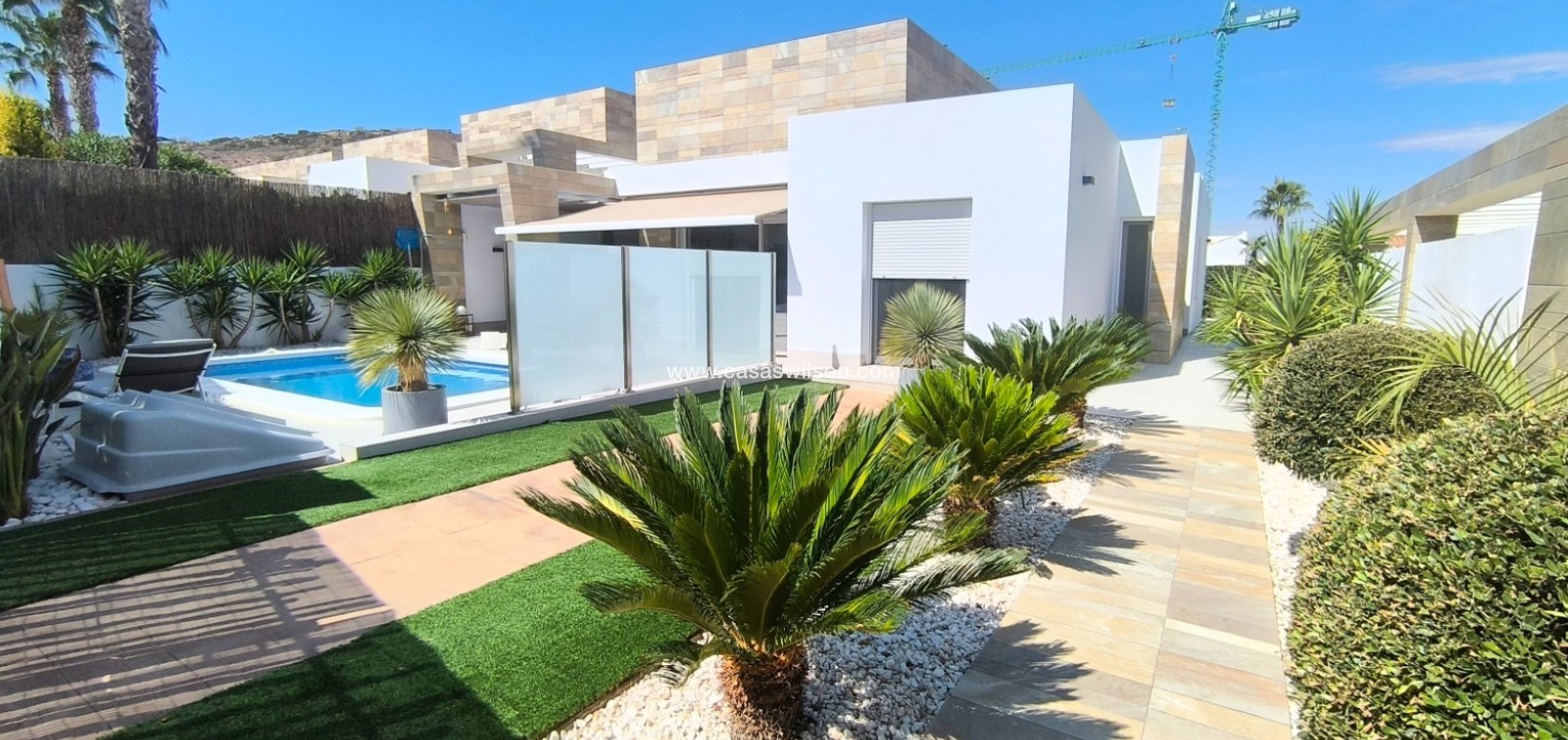 Sale - Villa - Algorfa