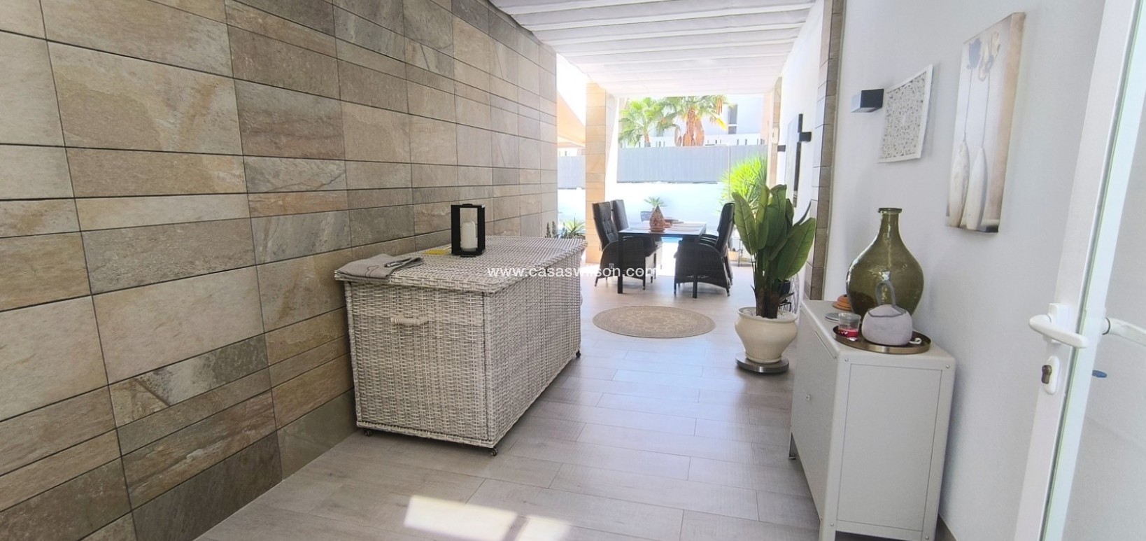 Sale - Villa - Algorfa