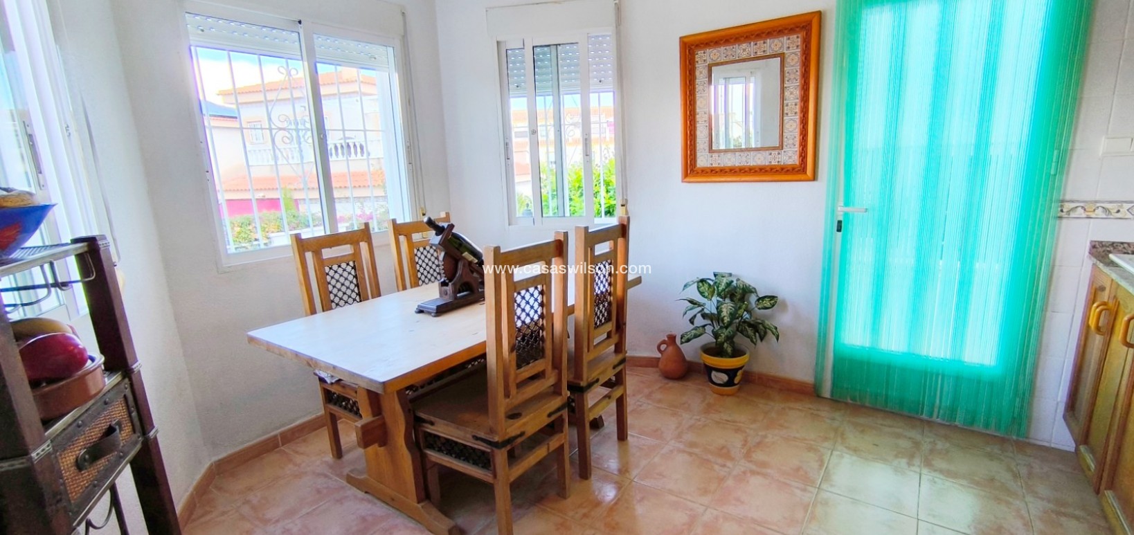 Sale - Villa - Algorfa