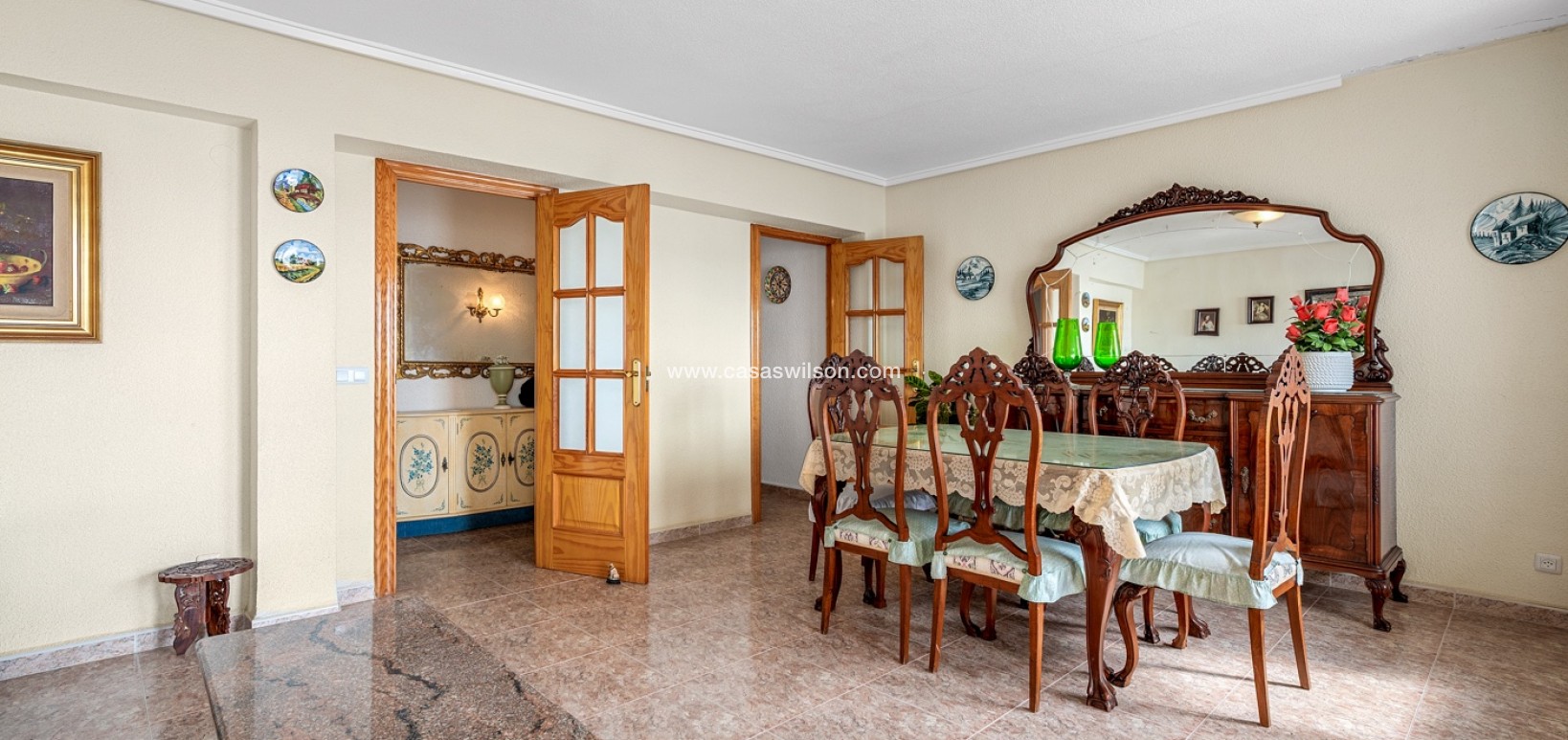 Sale - Appartement - Torrevieja