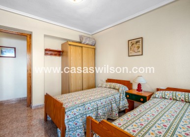 Sale - Appartement - Torrevieja