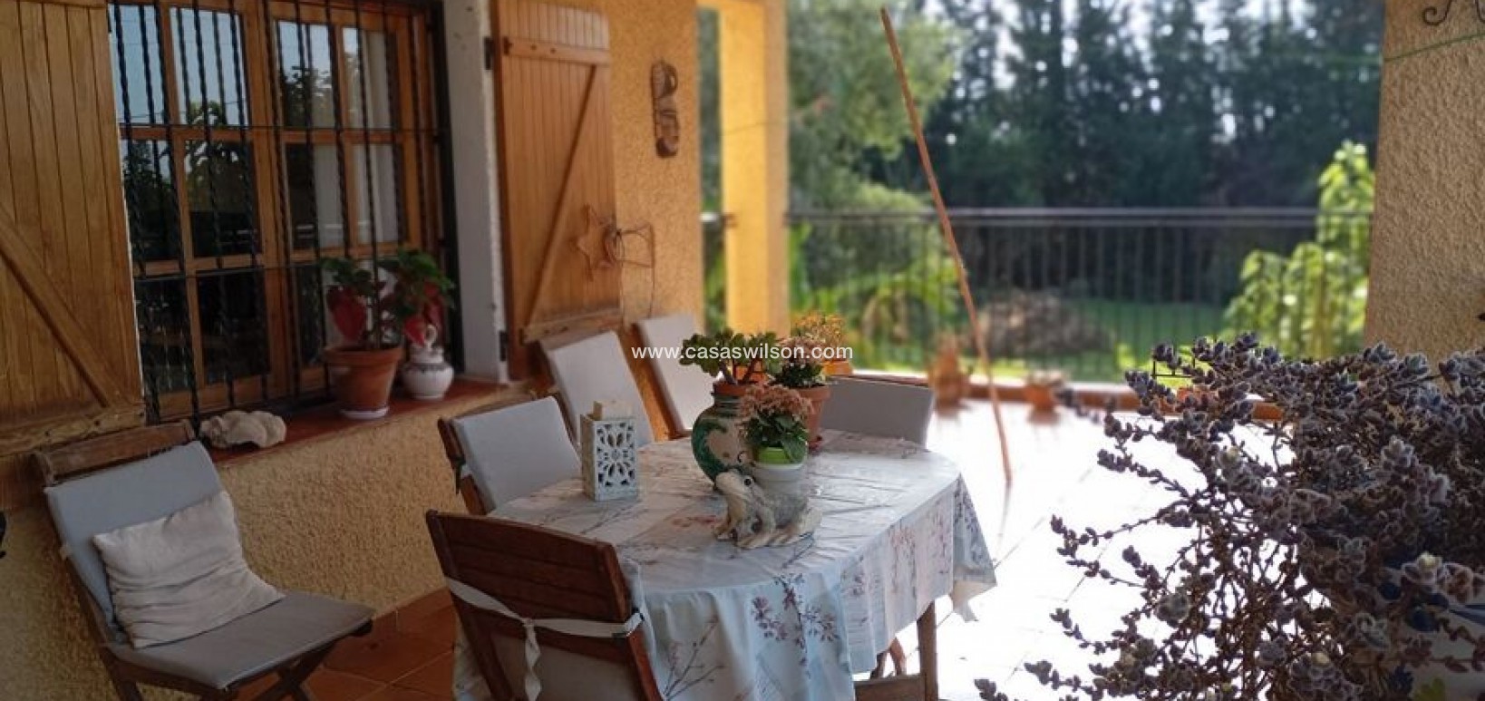 Sale - Villa - Daya Nueva