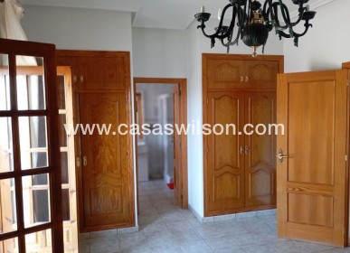 Sale - Villa - Daya Nueva