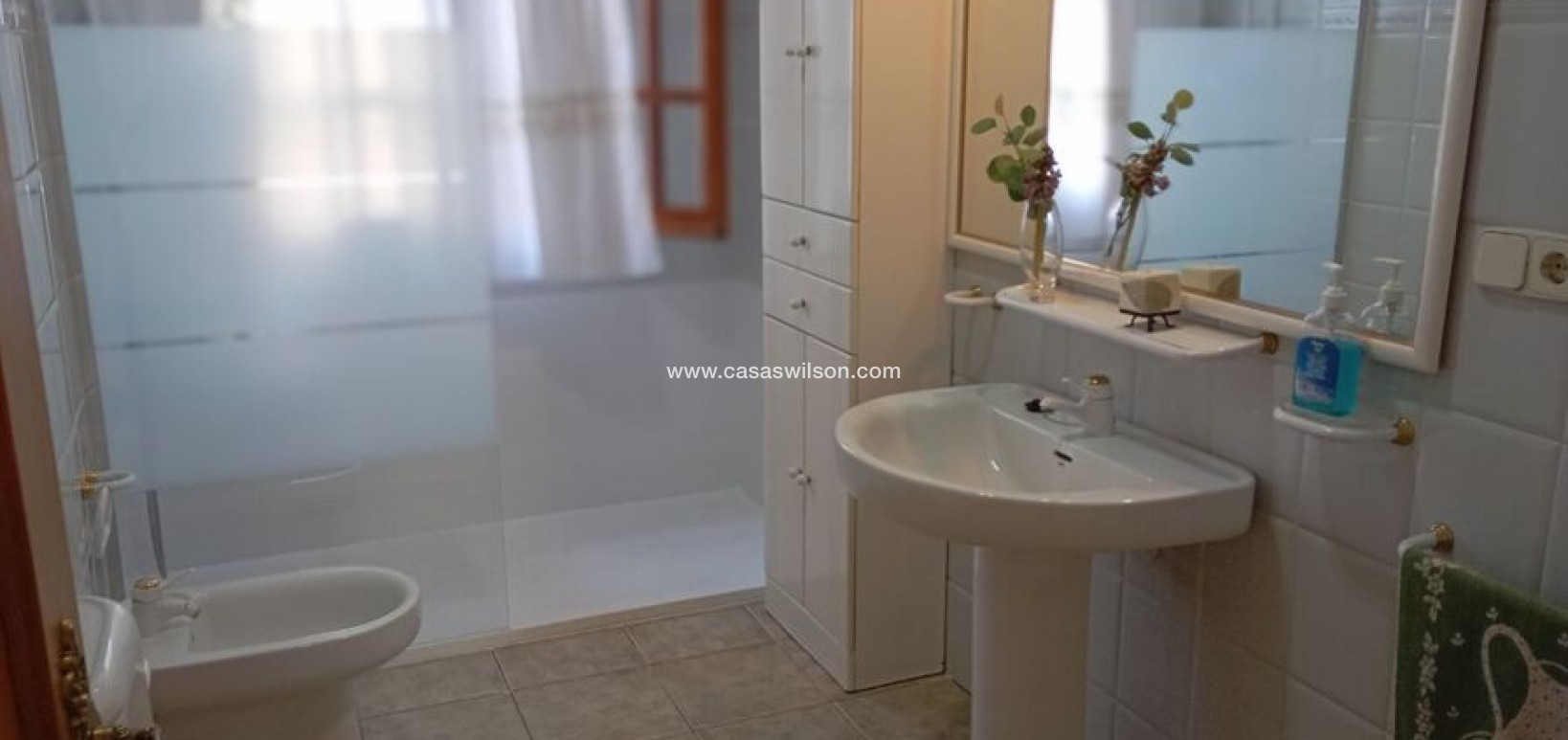 Sale - Villa - Daya Nueva