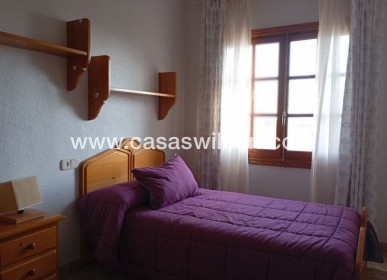 Sale - Villa - Daya Nueva