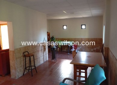 Sale - Villa - Daya Nueva