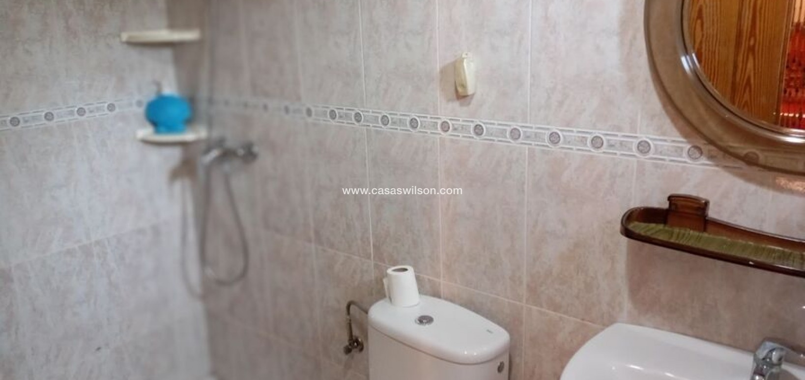 Sale - Villa - Daya Nueva