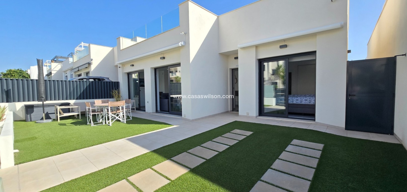 Sale - Villa - Pilar de la Horadada - Lo Romero Golf