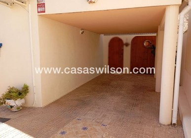 Sale - Villa - Villamartin - Costa Blanca