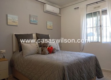 Sale - Villa - Villamartin - Costa Blanca