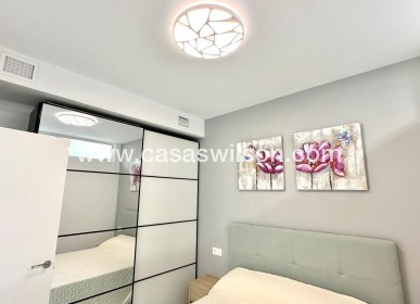 Sale - Apartment - Torrevieja - Playa del Cura