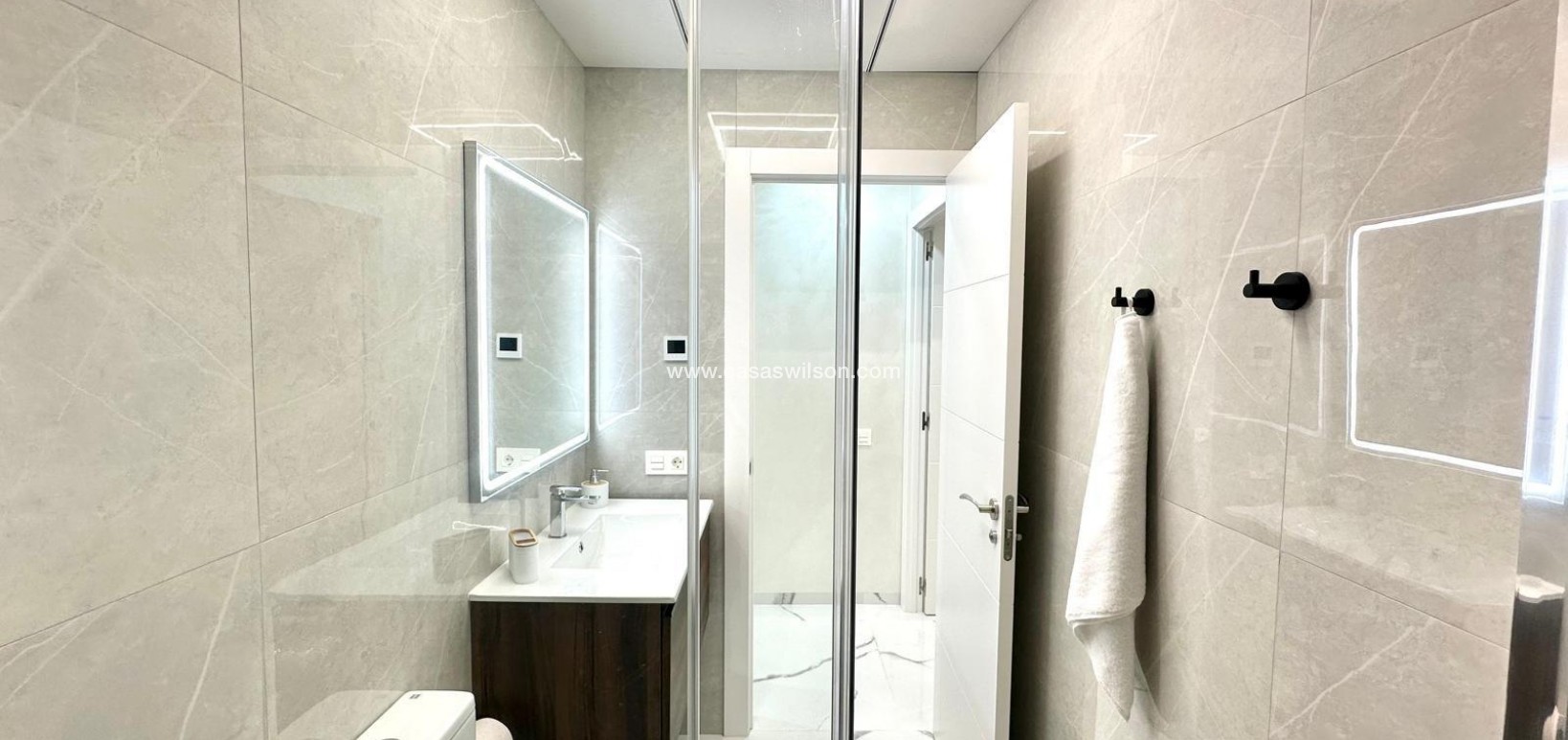 Sale - Apartment - Torrevieja - Playa del Cura