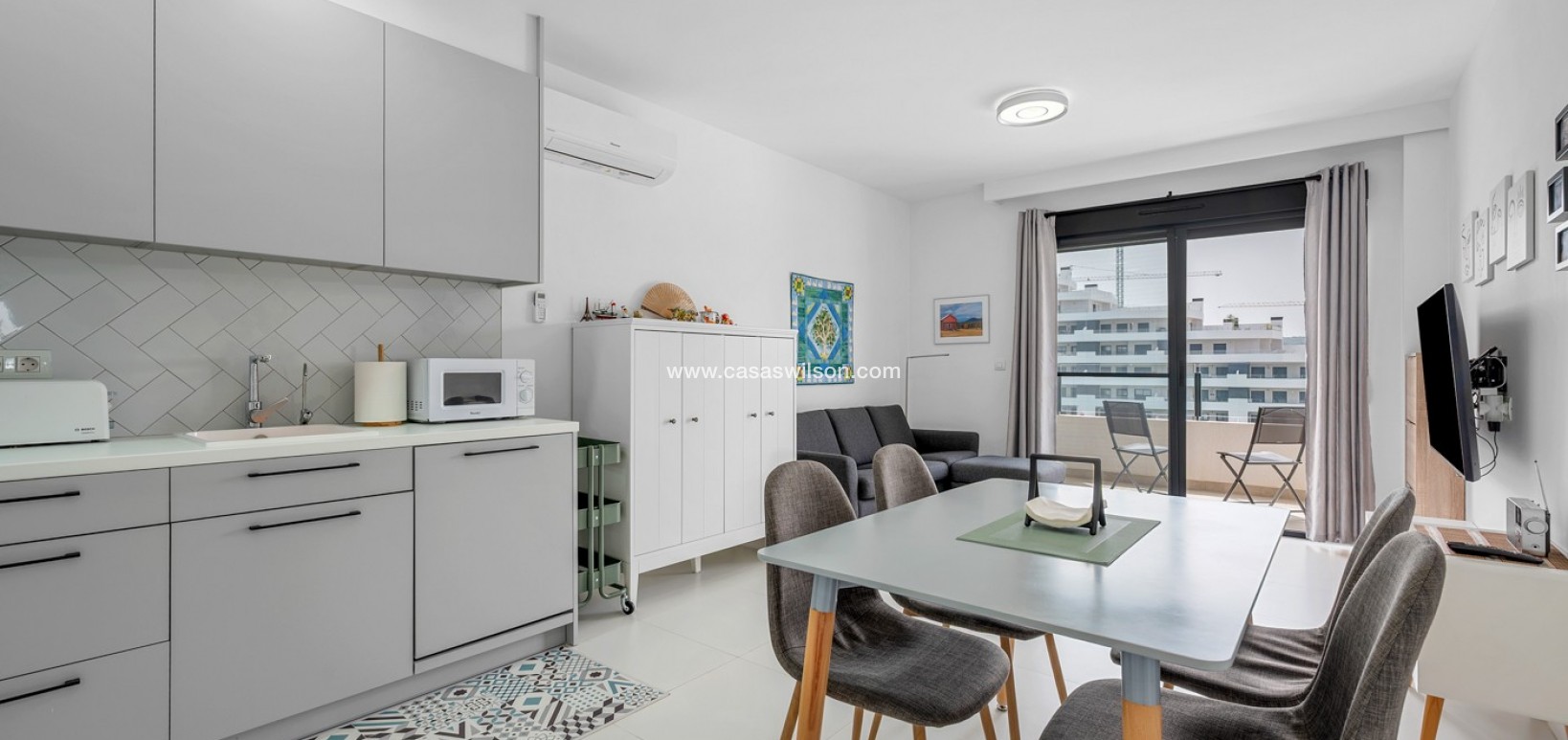 Sale - Apartment - San Miguel de Salinas - Inland