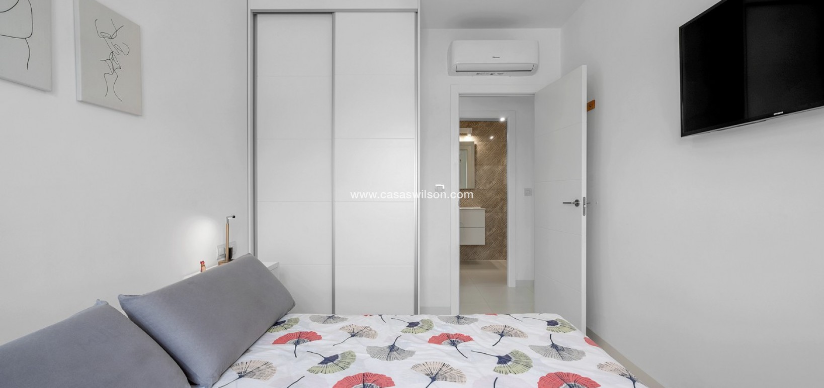 Sale - Apartment - San Miguel de Salinas - Inland