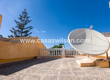Sale - Villa - Torrevieja - Costa Blanca
