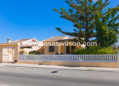 Sale - Villa - Torrevieja - Costa Blanca