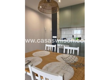 Sale - Apartment - Torrevieja - Centro