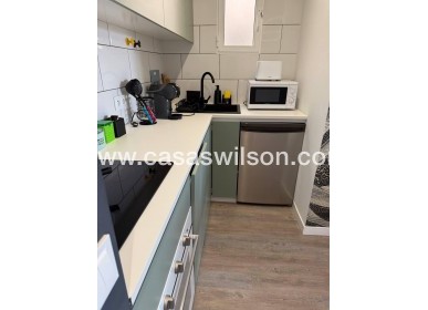 Sale - Apartment - Torrevieja - Centro