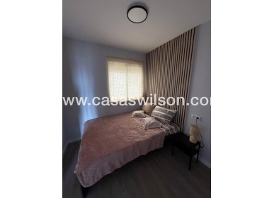 Sale - Apartment - Torrevieja - Centro