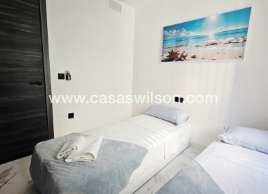 Sale - Apartment - Torrevieja - Acequion