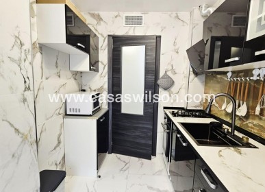 Sale - Apartment - Torrevieja - Acequion