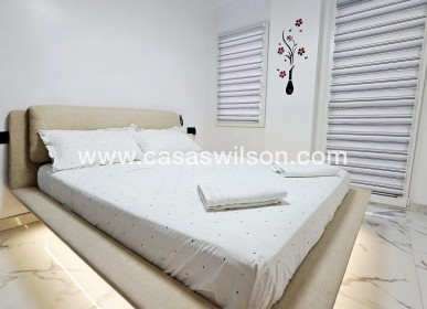 Sale - Apartment - Torrevieja - Acequion