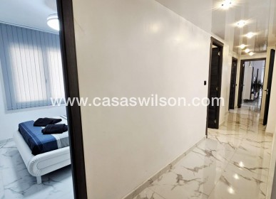 Sale - Apartment - Torrevieja - Acequion