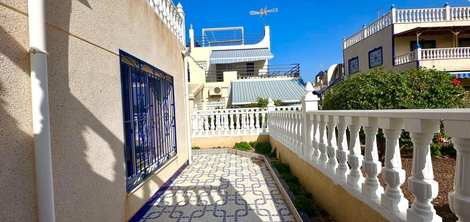 Sale - Townhouse - Torrevieja - Carrefour