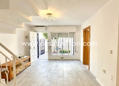 Sale - Townhouse - Torrevieja - Carrefour