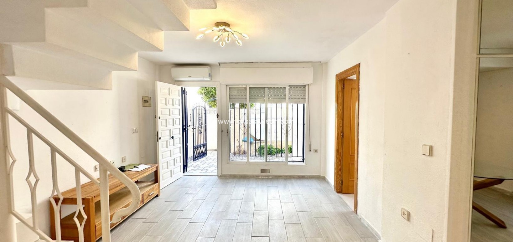 Sale - Townhouse - Torrevieja - Carrefour