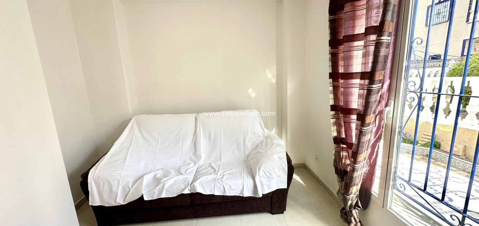 Sale - Townhouse - Torrevieja - Carrefour