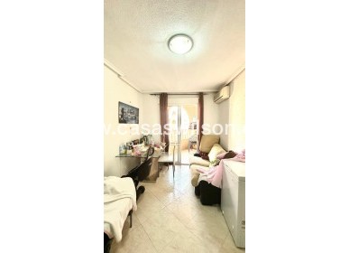 Sale - Apartment - Torrevieja - Estacion De Autobuses