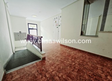 Sale - Appartement - Torrevieja - Estacion De Autobuses